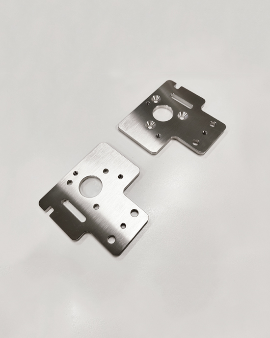 SUS304 es un tipo de acero inoxidable austenítico con excelente resistencia a la corrosión y buena formabilidad, adecuado para la fabricación de diversas formas complejas.